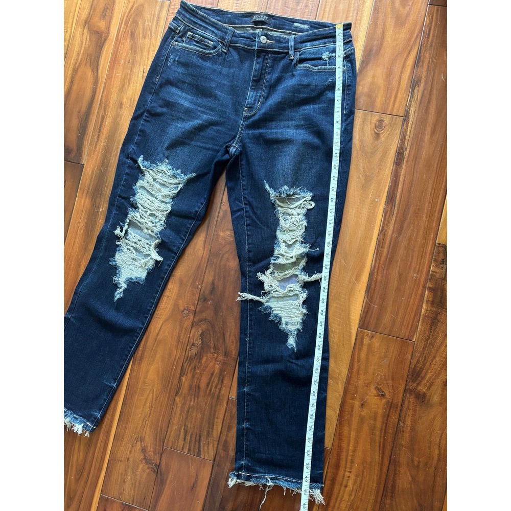 Judy Blue Straight Fit Distressed Jeans Dark Wash Raw Hem Size 15 32 - Picture 6 of 9